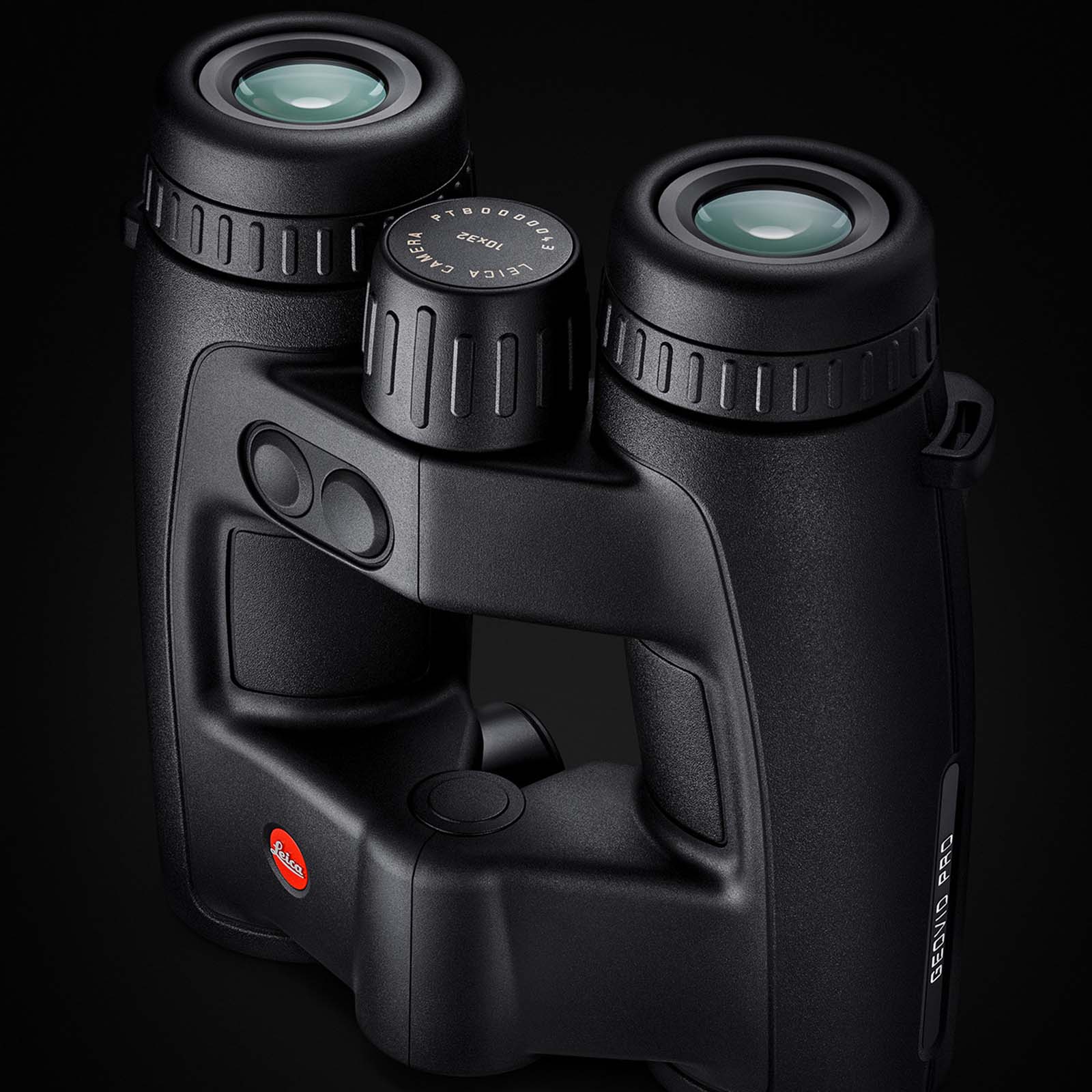 LEICA Geovid Pro 8x32 LEICA Geovid Pro 8x32